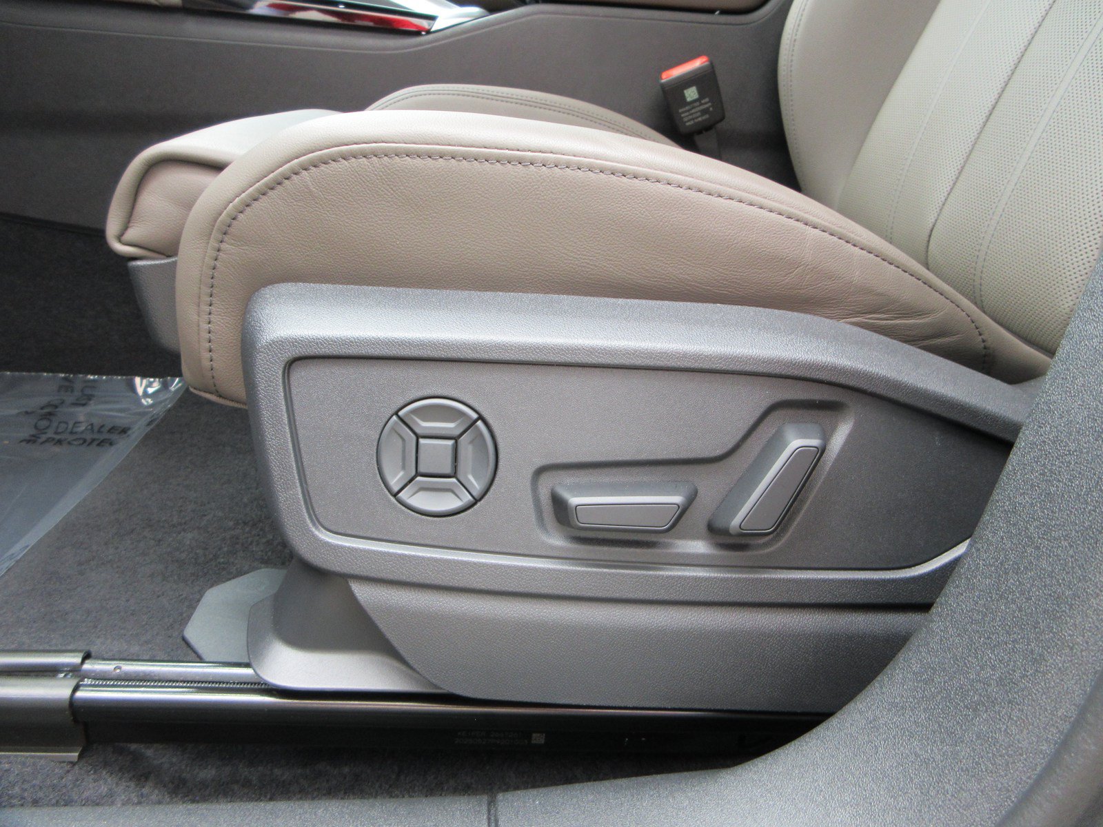 Used 2025 Audi Q5 Prestige AWD/4WD image 34