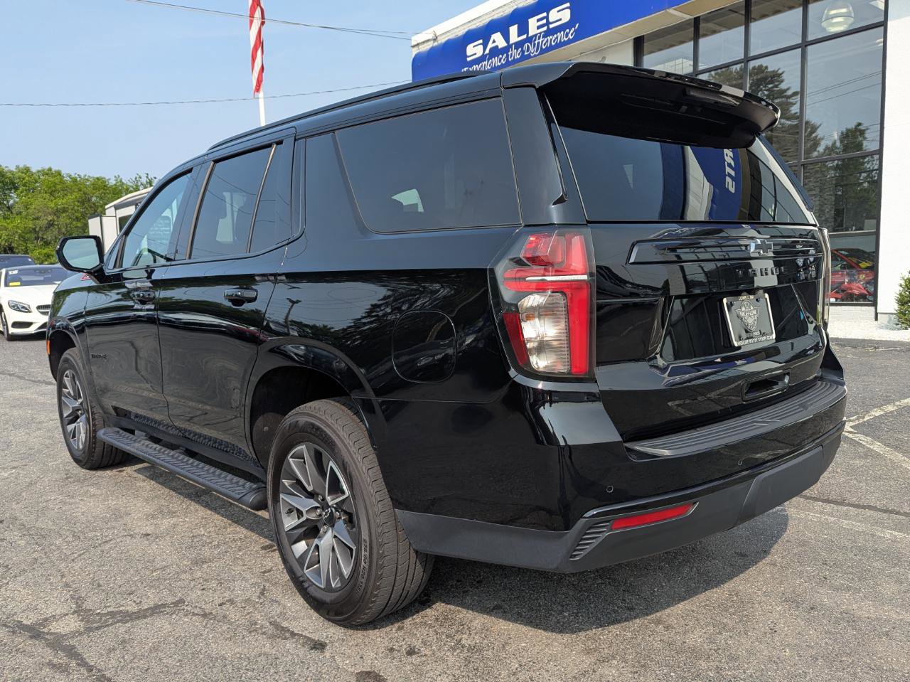 Used 2023 Chevrolet Tahoe Z71 AWD/4WD image 10