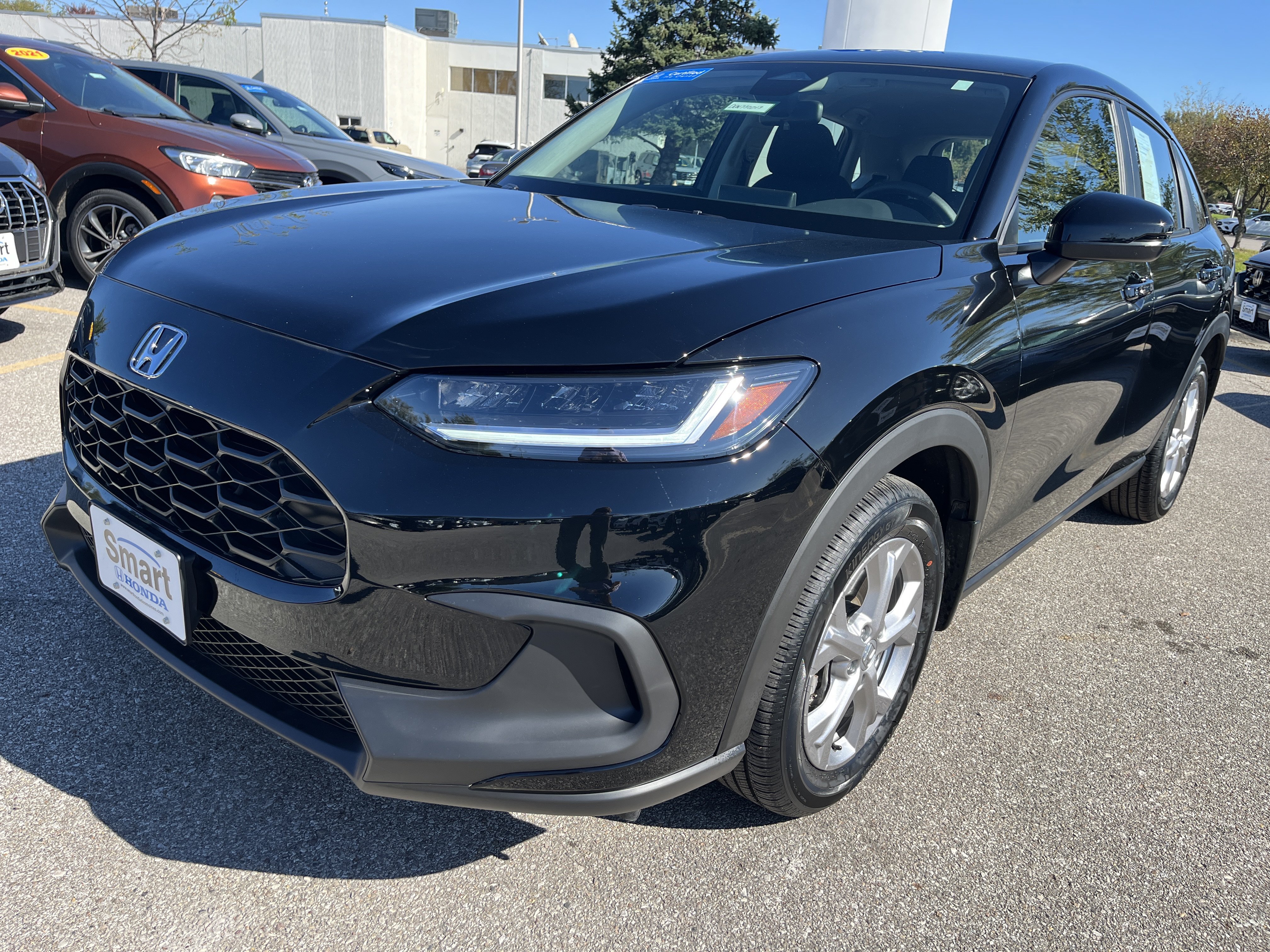 Certified 2025 Honda HR-V LX image 2