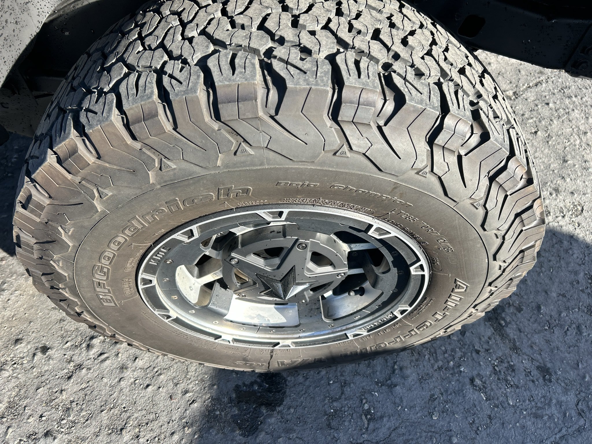 Used 2016 Jeep Wrangler Unlimited Sport w/ Quick Order Package 24S AWD/4WD image 9