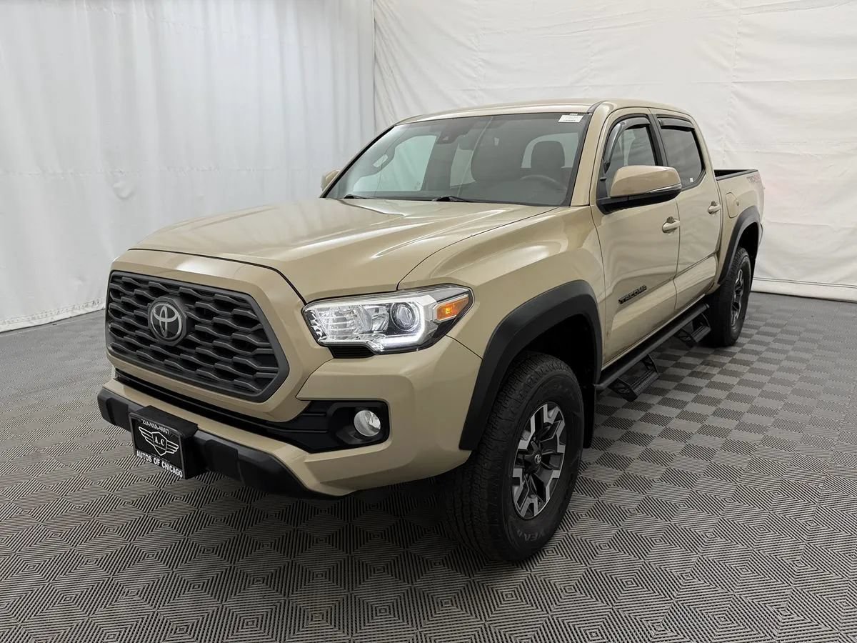 Used 2020 Toyota Tacoma TRD Off-Road AWD/4WD image 2