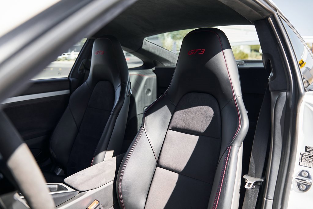 Used 2014 Porsche 911 GT3 image 34