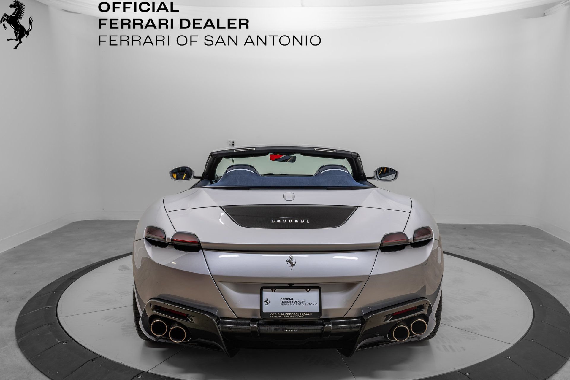 Certified 2024 Ferrari Roma Spider RWD image 10