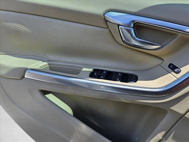 Used 2014 Volvo S60 T5 FWD image 6