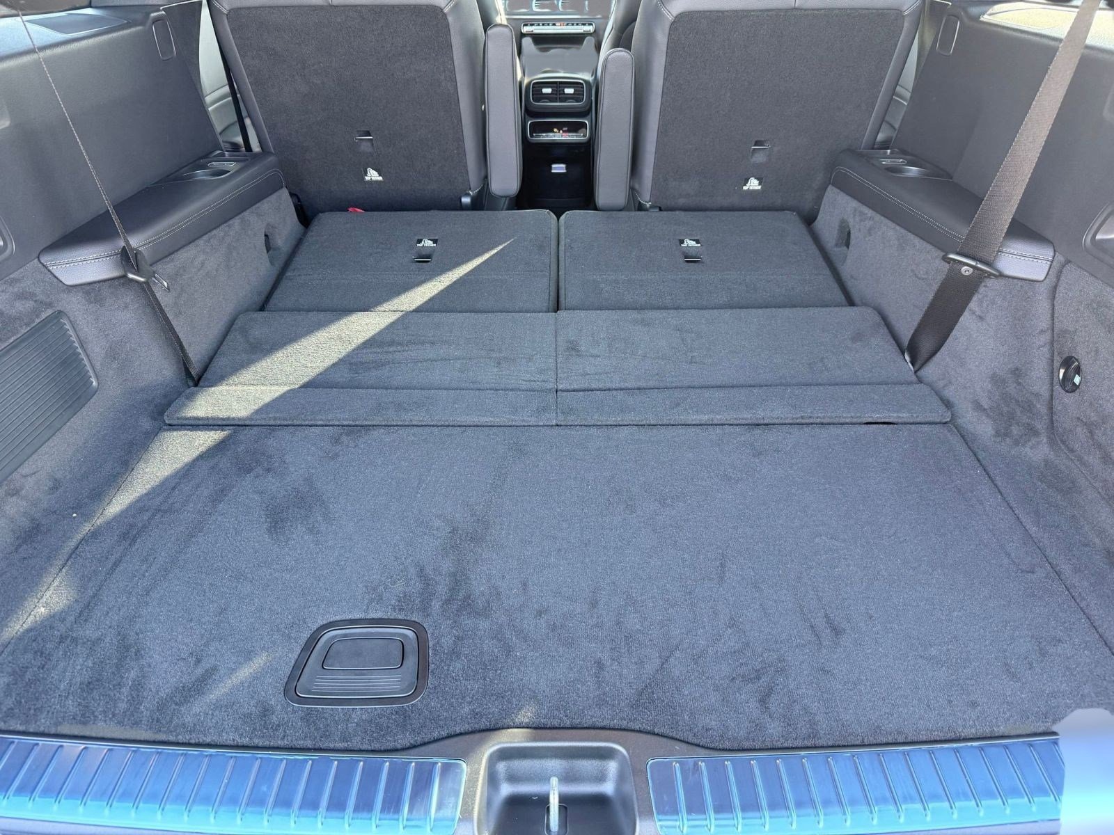 Used 2026 Mercedes-Benz GLS 450 4MATIC image 22