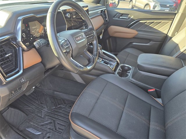 Used 2024 GMC Canyon AT4 w/ Technology Package image 20