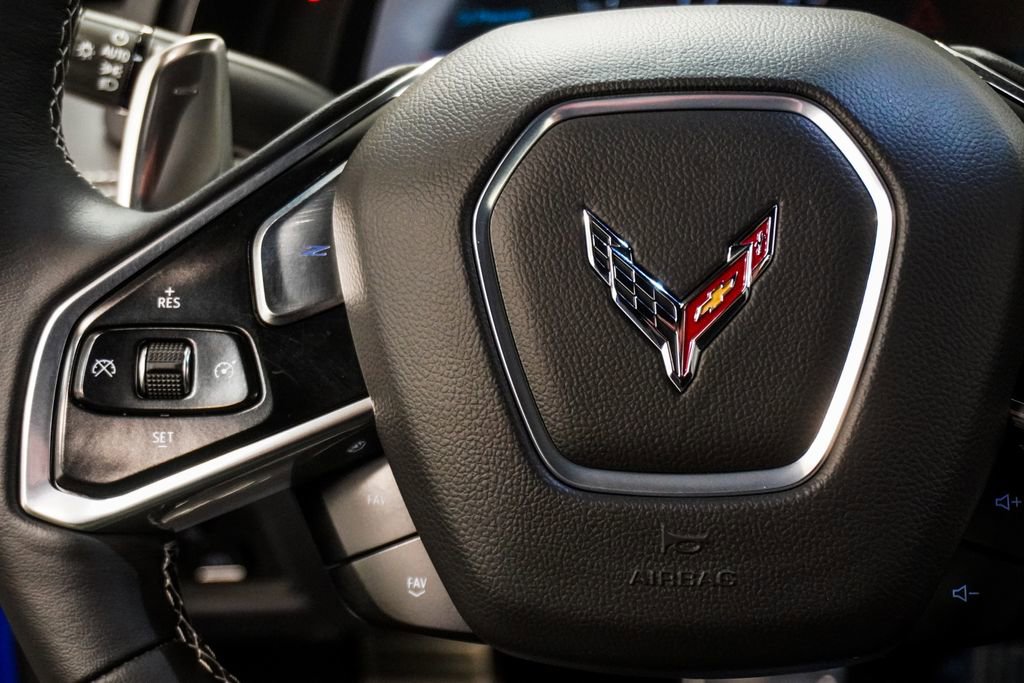 Used 2023 Chevrolet Corvette Stingray Preferred Cpe w/ Z51 Performance Package RWD image 11