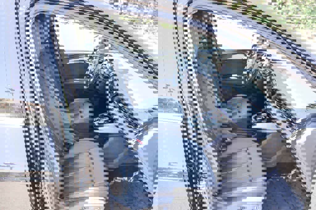 Used 2023 Audi Q4 e-tron Premium Plus w/ Premium Plus image 18