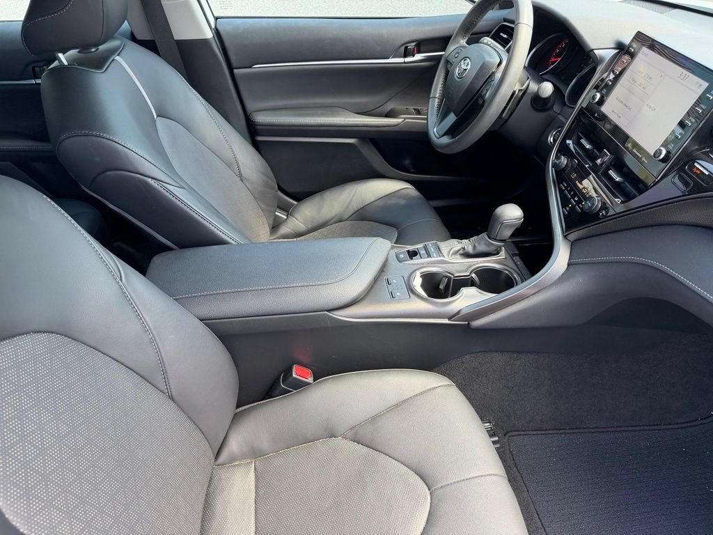 Used 2024 Toyota Camry XSE FWD image 15