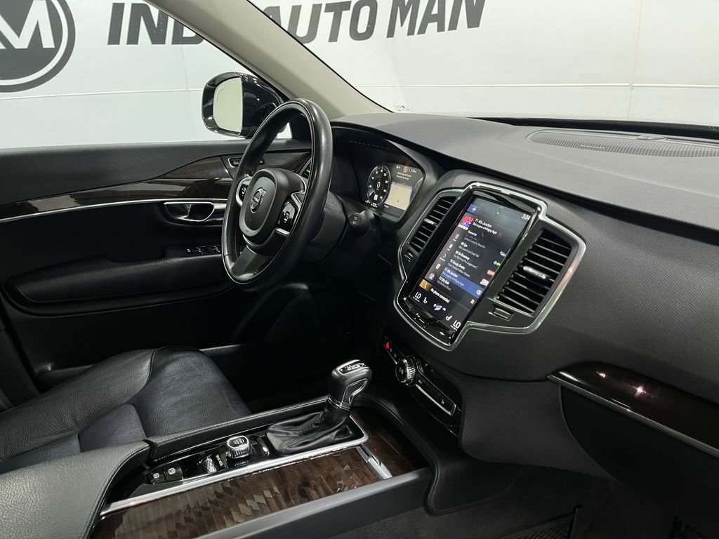 Used 2019 Volvo XC90 T5 Momentum w/ Protection Package Premier image 21
