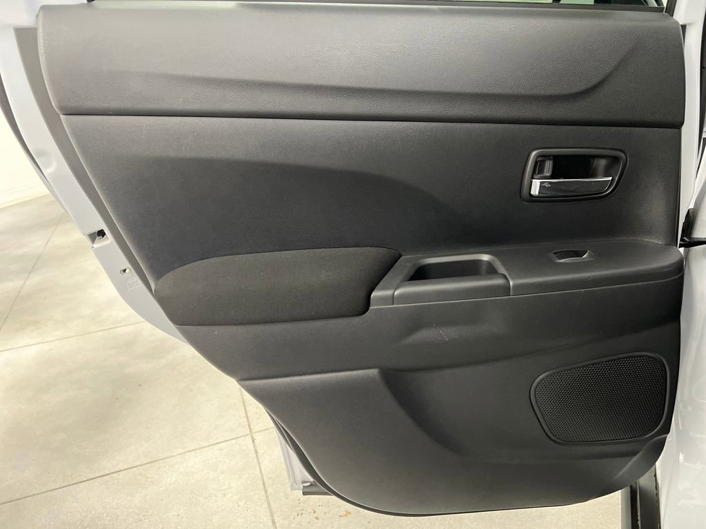 Used 2022 Mitsubishi Outlander Sport LE image 15