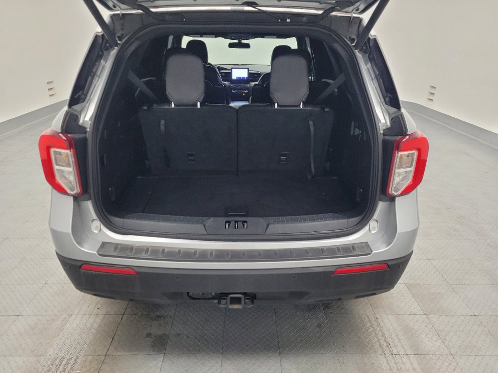 Used 2020 Ford Explorer XLT w/ Comfort Package AWD/4WD image 29
