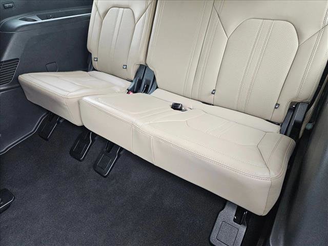 Used 2024 Ford Expedition Limited image 20