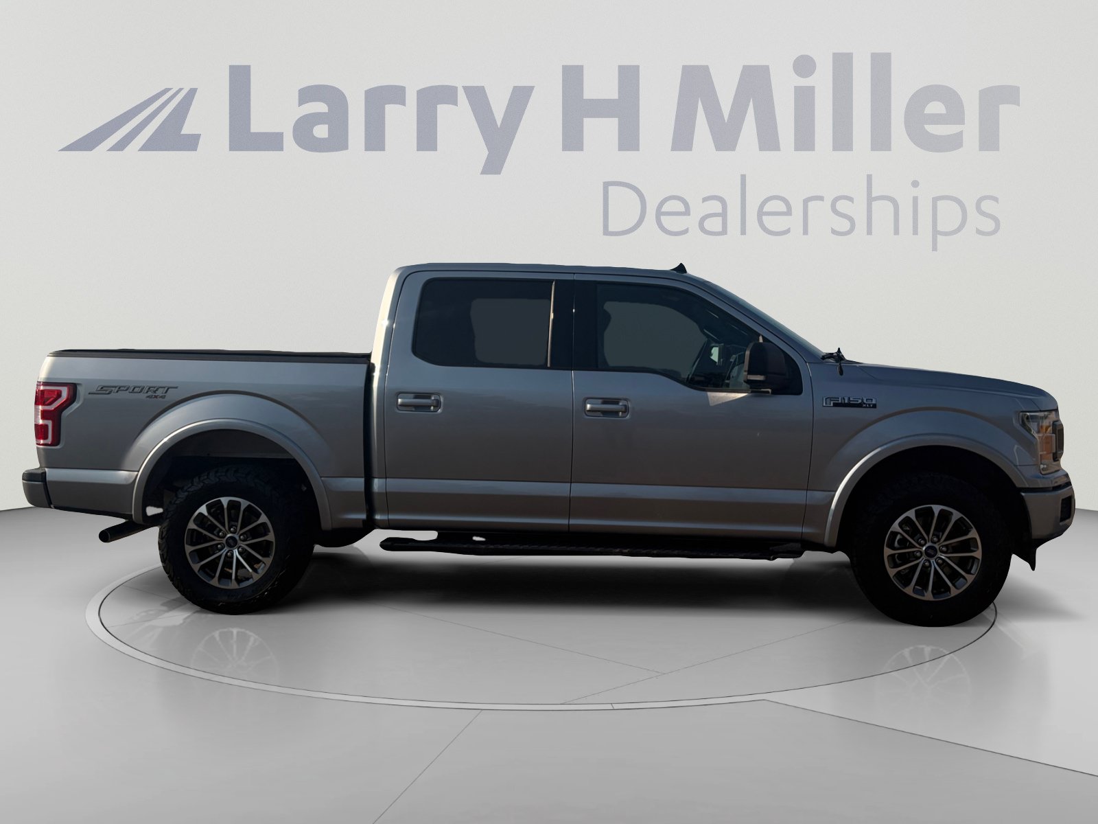 Used 2020 Ford F150 XLT w/ Equipment Group 302A Luxury AWD/4WD image 7