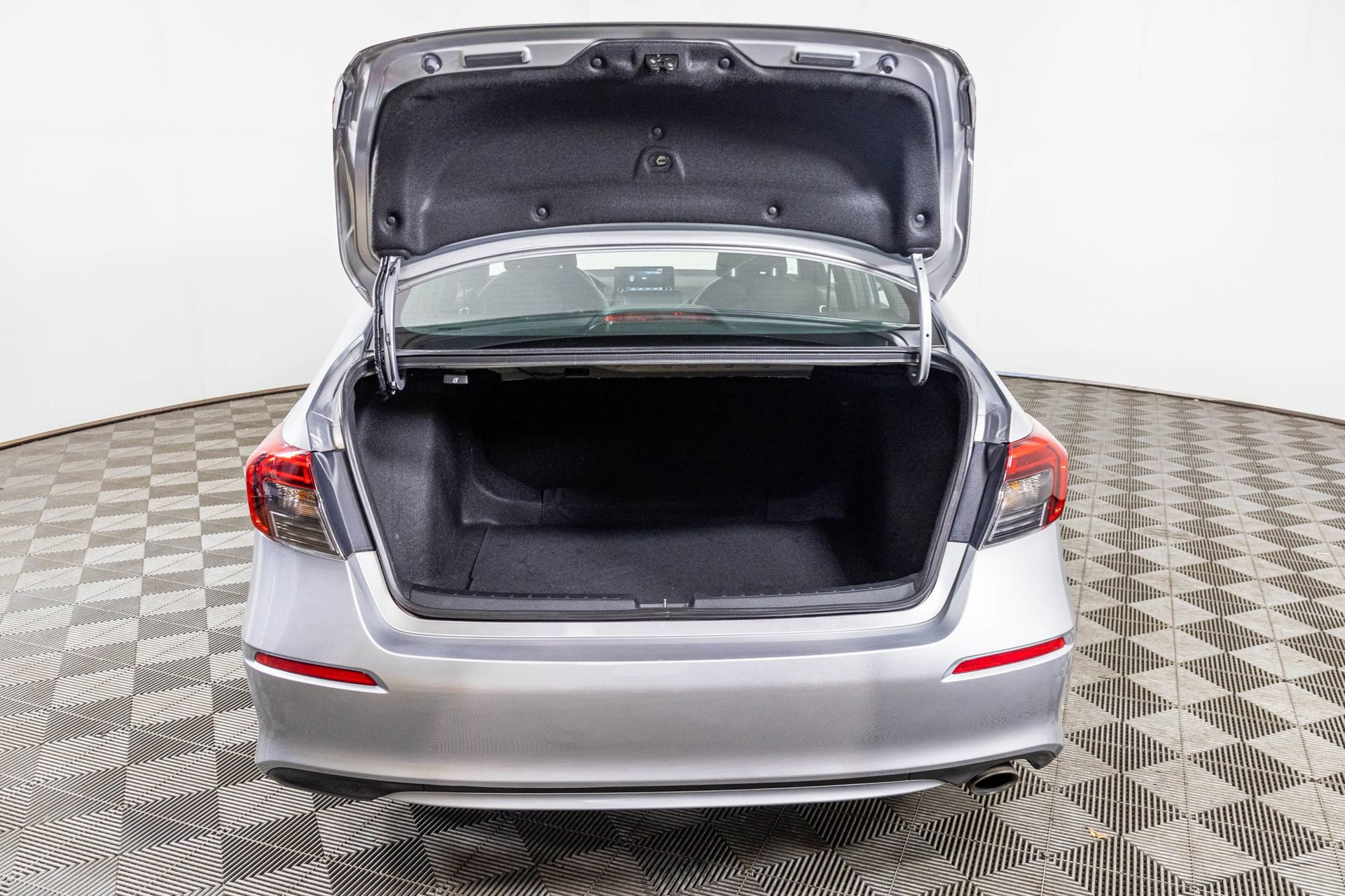 Used 2022 Honda Civic Sport image 35