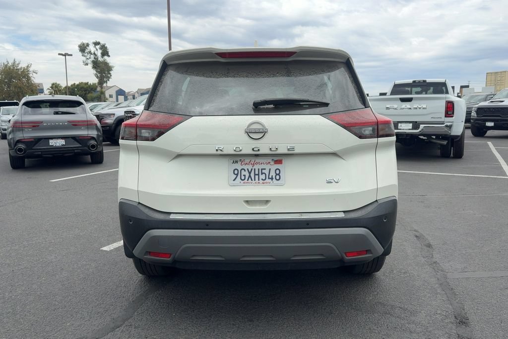 Used 2023 Nissan Rogue SV FWD image 7