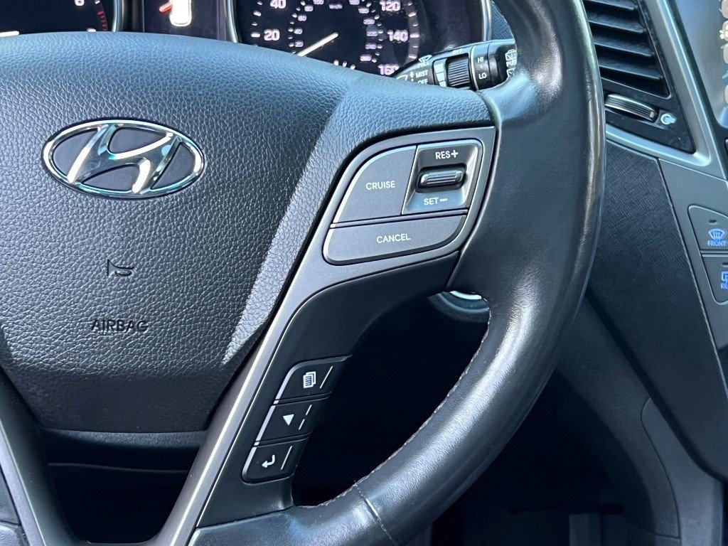 Used 2017 Hyundai Santa Fe Sport image 25