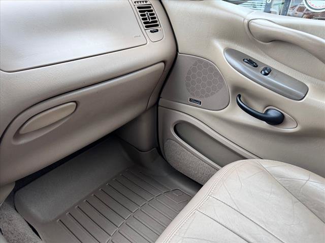 Used 1998 Ford Expedition Eddie Bauer image 13