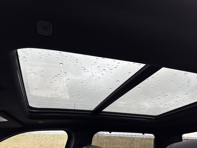 Used 2025 Toyota Tundra Platinum image 20