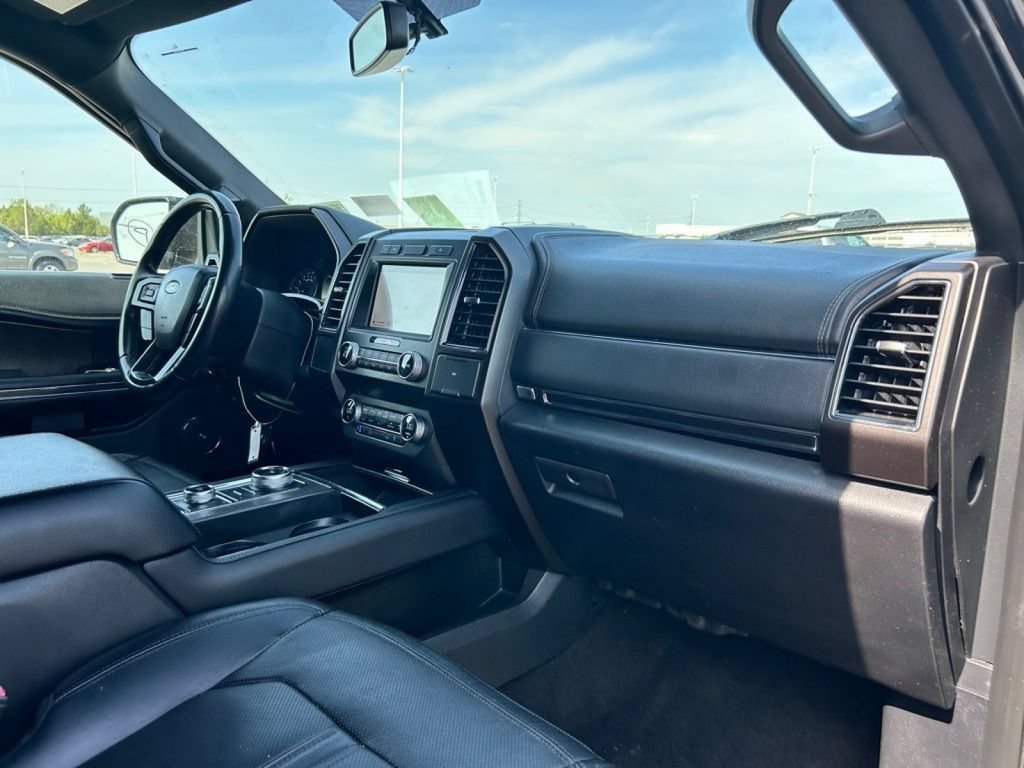 Used 2019 Ford Expedition Limited AWD/4WD image 9