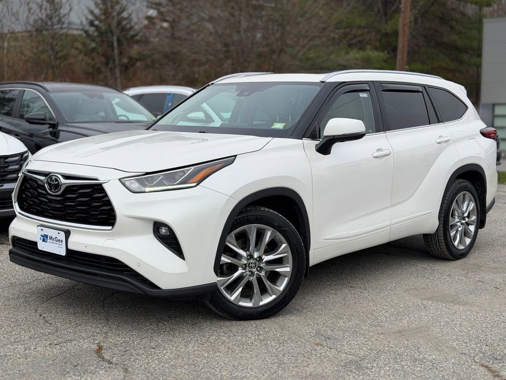 Used 2021 Toyota Highlander Limited