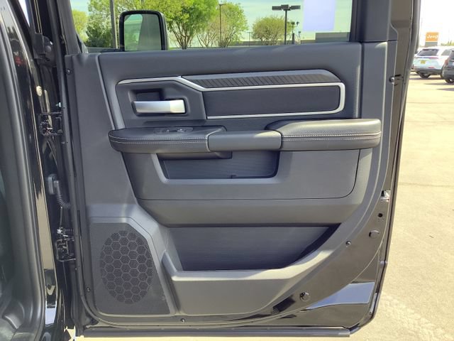 New 2026 RAM 2500 Big Horn AWD/4WD image 36