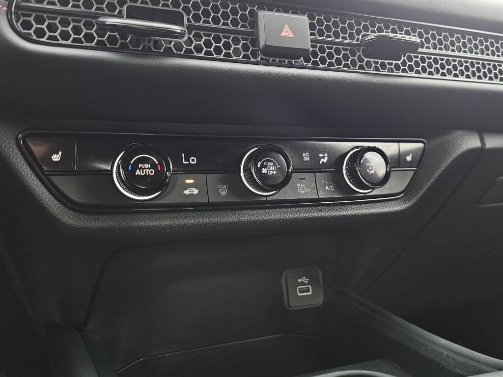 Used 2023 Honda HR-V Sport image 15