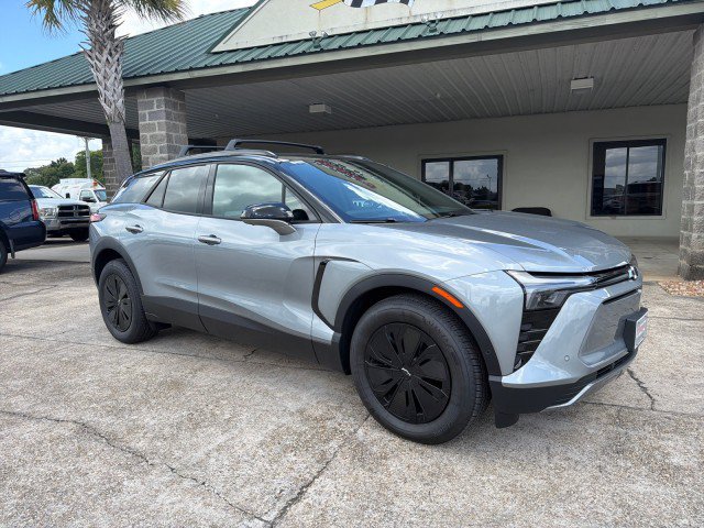Used 2026 Chevrolet Blazer EV LT w/ Super Cruise Package FWD image 10