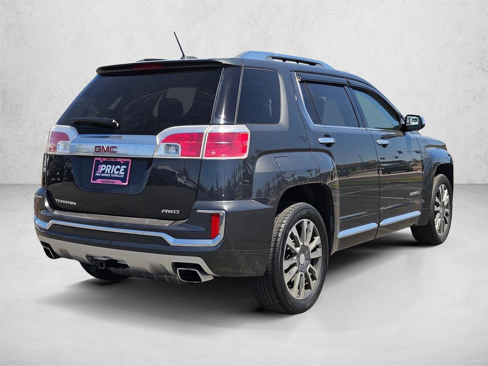 Used 2017 GMC Terrain Denali AWD/4WD image 5