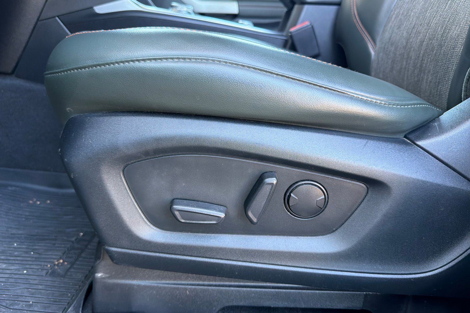 Used 2022 Ford Explorer Timberline AWD/4WD image 15