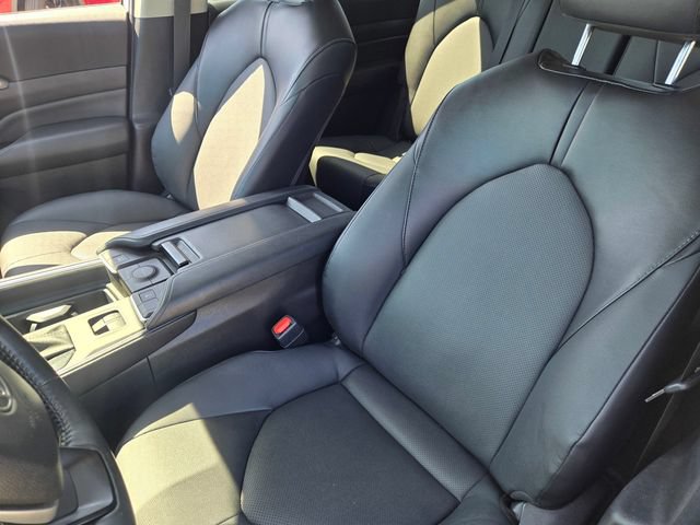 Used 2024 Toyota Grand Highlander XLE FWD image 13