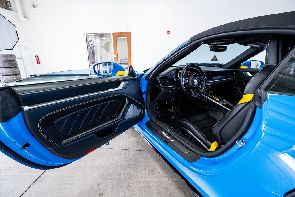 Used 2022 Porsche 911 Turbo S image 41