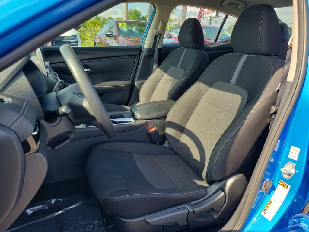 Certified 2025 Nissan Sentra SV FWD image 14