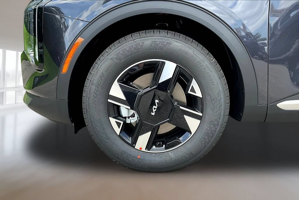 New 2026 Kia Sportage LX FWD image 12