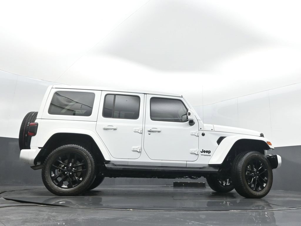Used 2021 Jeep Wrangler Unlimited Sahara image 35