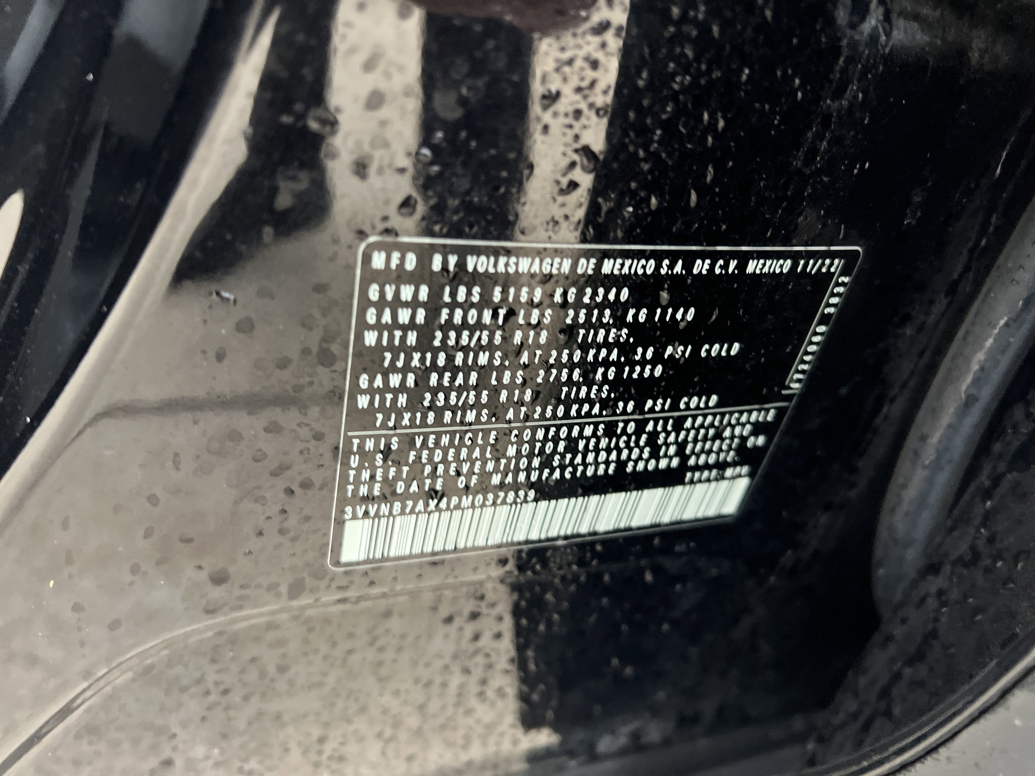 Certified 2023 Volkswagen Tiguan SE w/ Panoramic Sunroof Package FWD image 32