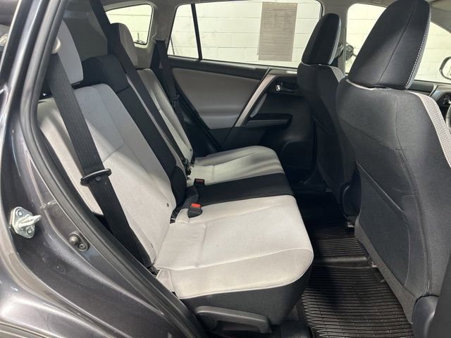 Used 2018 Toyota RAV4 XLE w/ Plus Extra Value Package AWD/4WD image 17