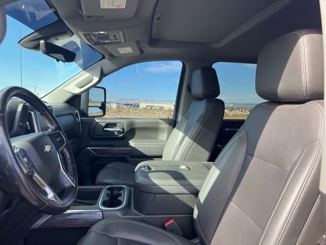 Used 2022 Chevrolet Silverado 2500 LTZ w/ LTZ Plus Package image 17