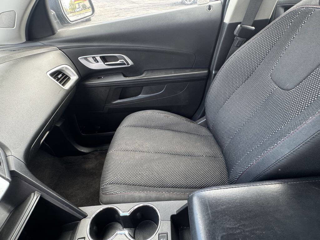 Used 2016 Chevrolet Equinox LS image 12