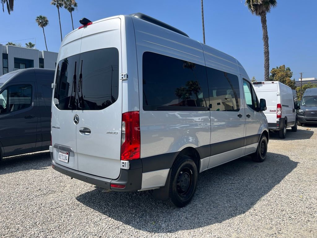Used 2024 Mercedes-Benz Sprinter 2500 image 7