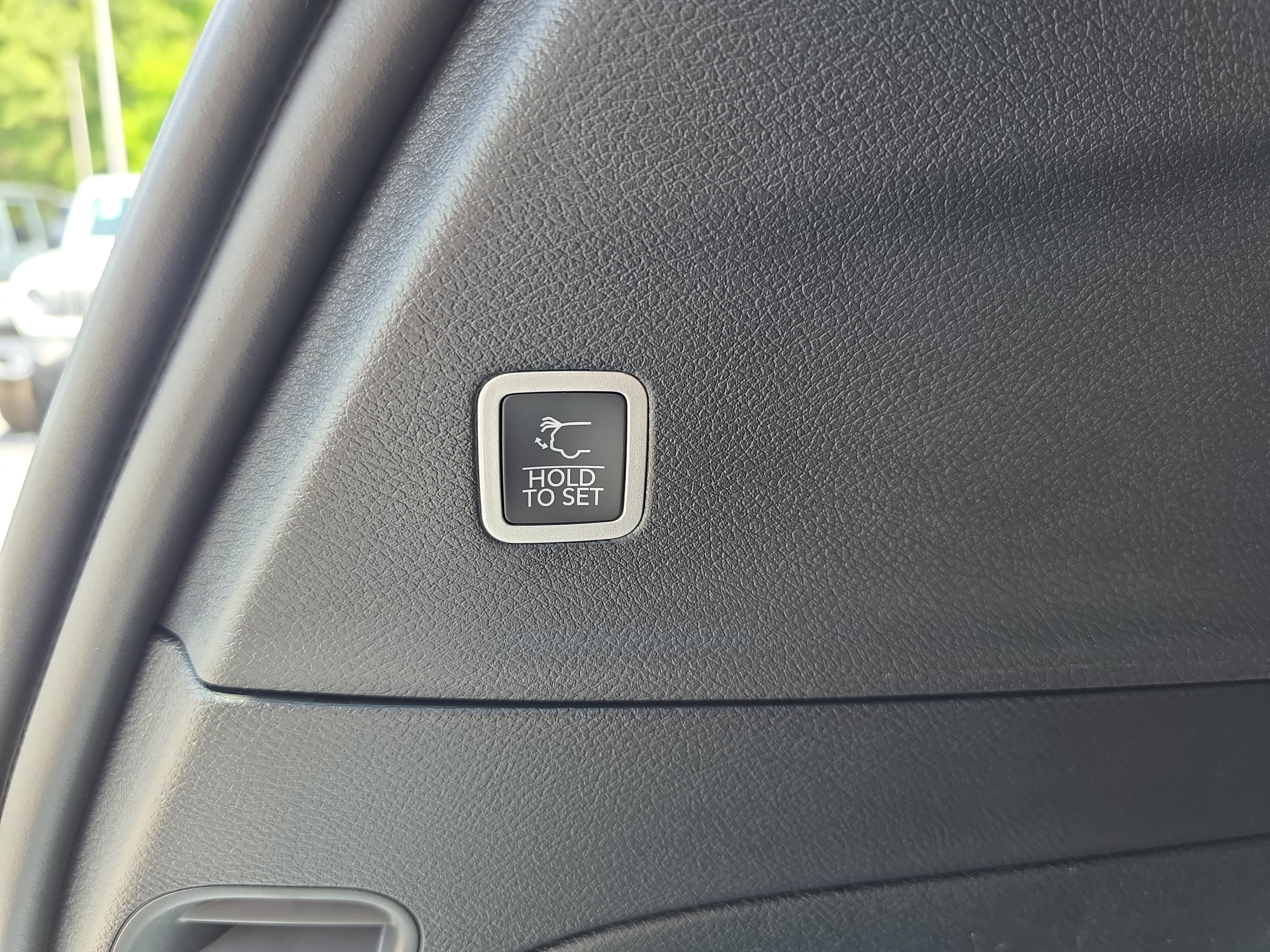New 2027 Chrysler Pacifica Select AWD/4WD image 11