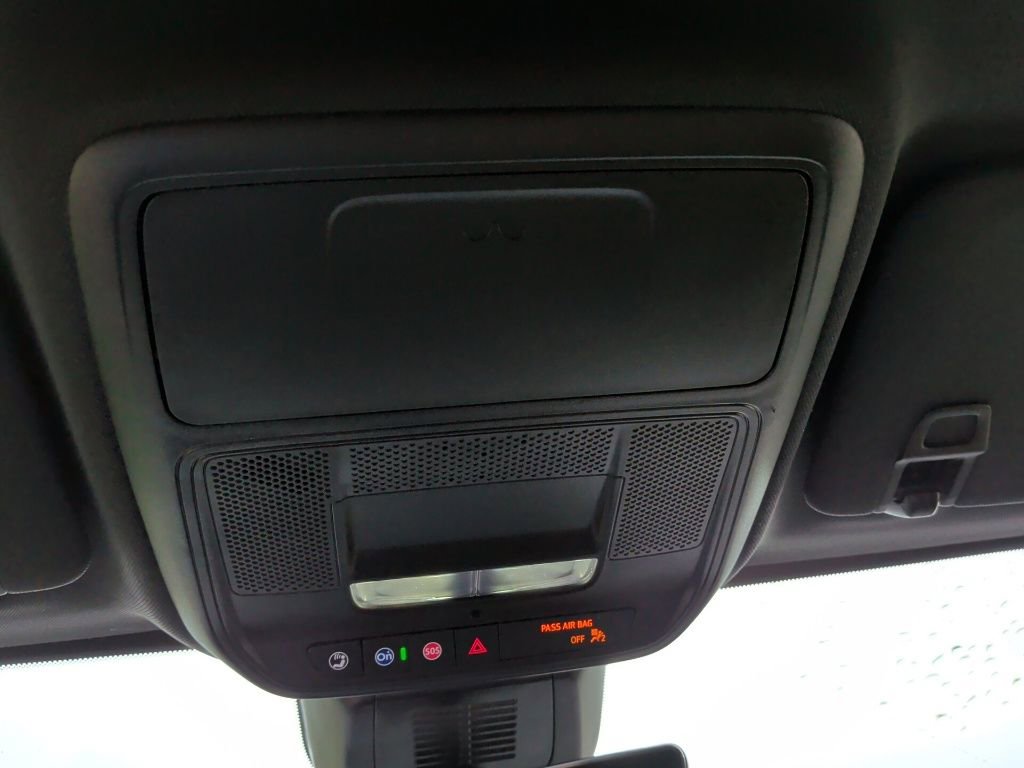 Used 2026 Chevrolet Equinox ACTIV w/ Convenience Package III image 21