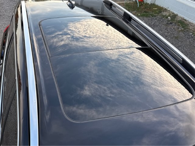 Used 2017 Volvo XC90 T6 Momentum w/ Vision Package AWD/4WD image 13