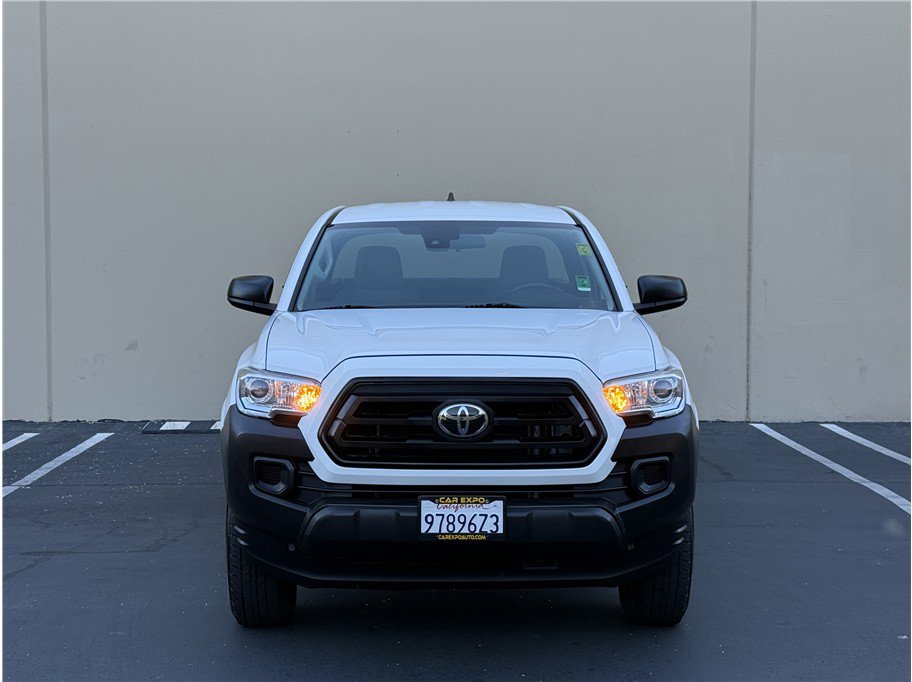 Used 2020 Toyota Tacoma SR image 2