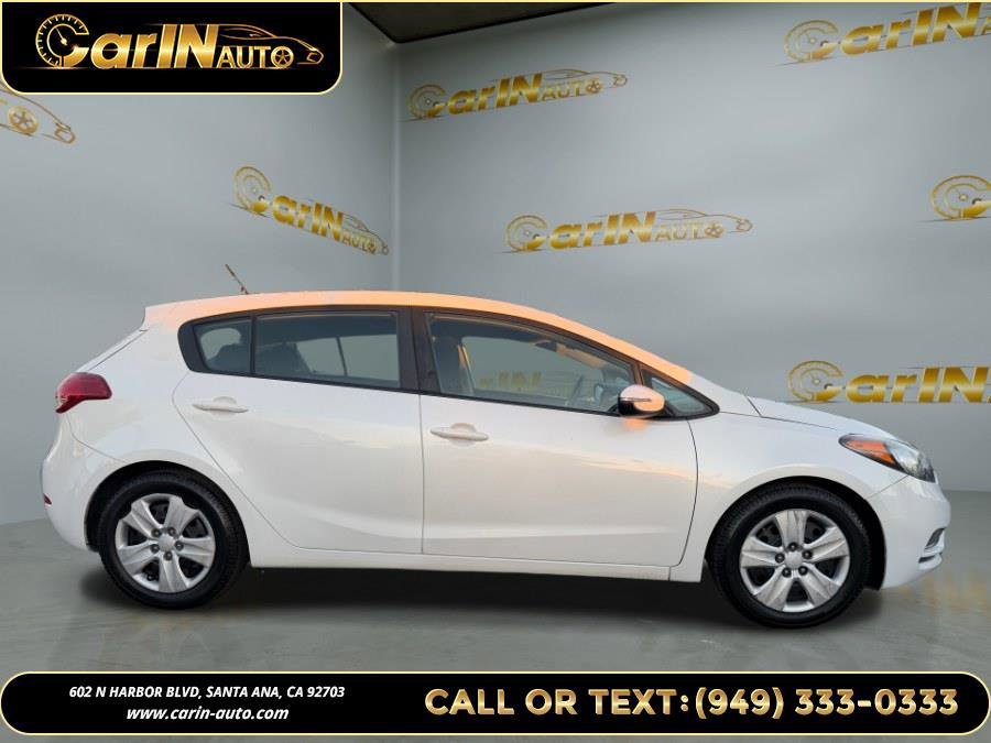 Used 2016 Kia Forte LX image 4