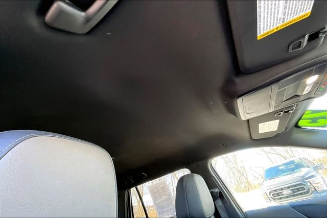 Used 2025 Chevrolet Equinox LT w/ Convenience Package II image 17