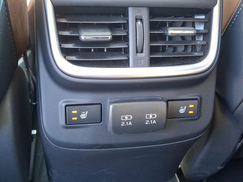 Used 2022 Subaru Outback Touring image 14