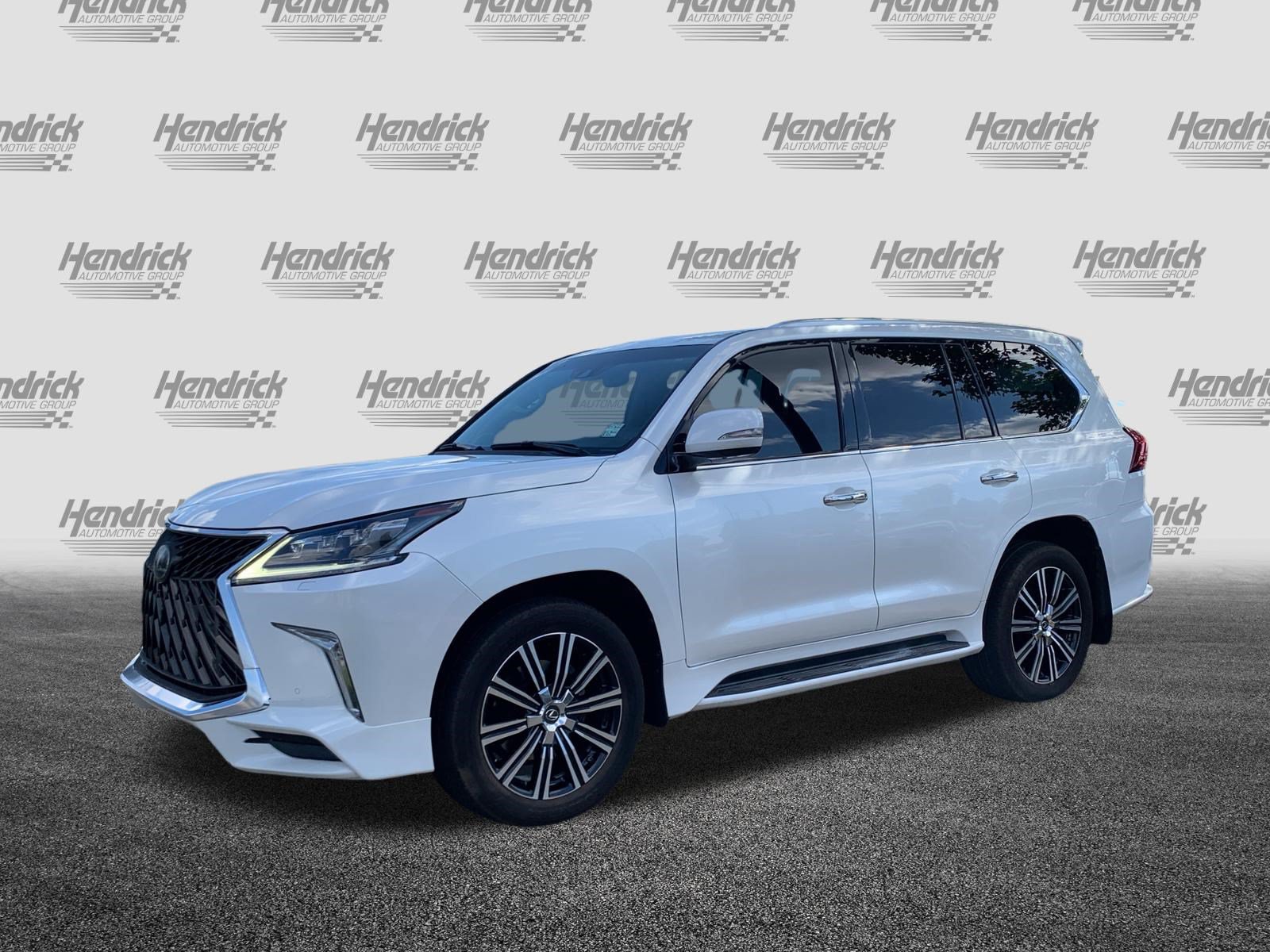 Used 2019 Lexus LX 570 4WD w/ Luxury Package image 5