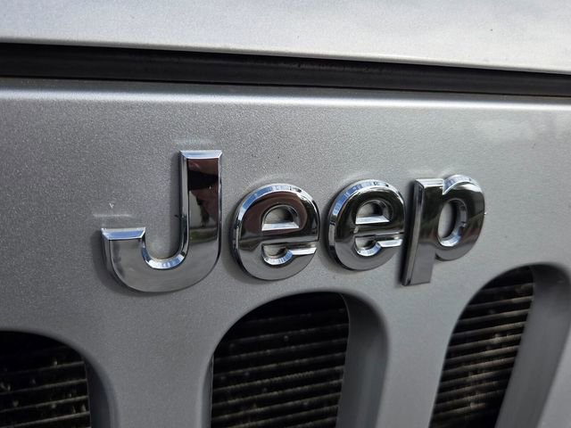 Used 2012 Jeep Wrangler Sport AWD/4WD image 17