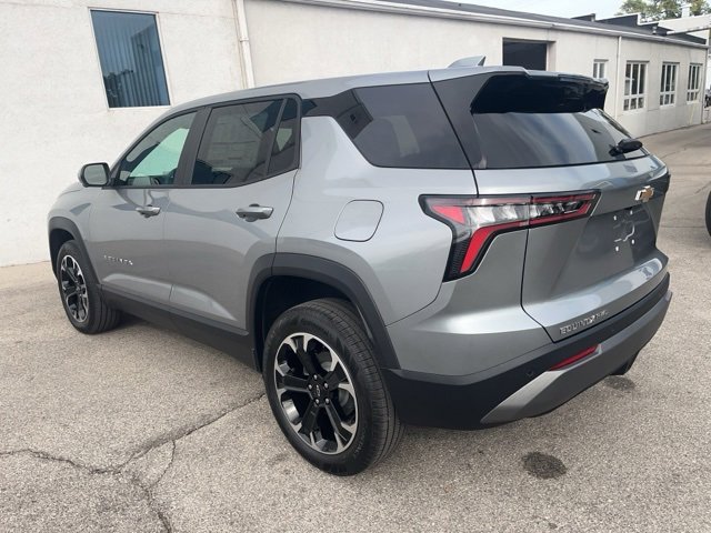 New 2026 Chevrolet Equinox LT w/ Convenience Package II image 3
